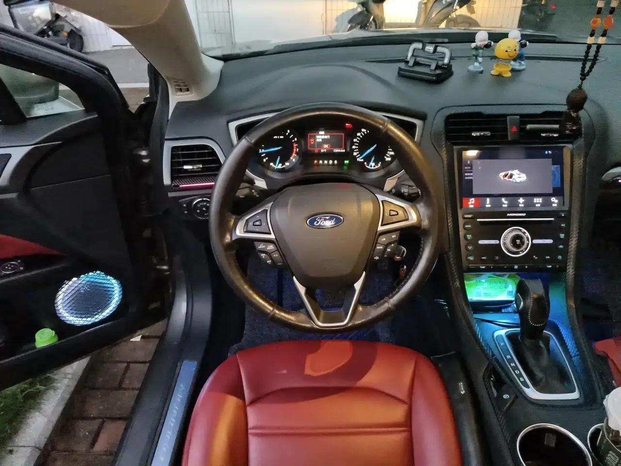 Ford Mondeo 2013 1.5L GTDi180 Fashion Edition — миниатюра 10