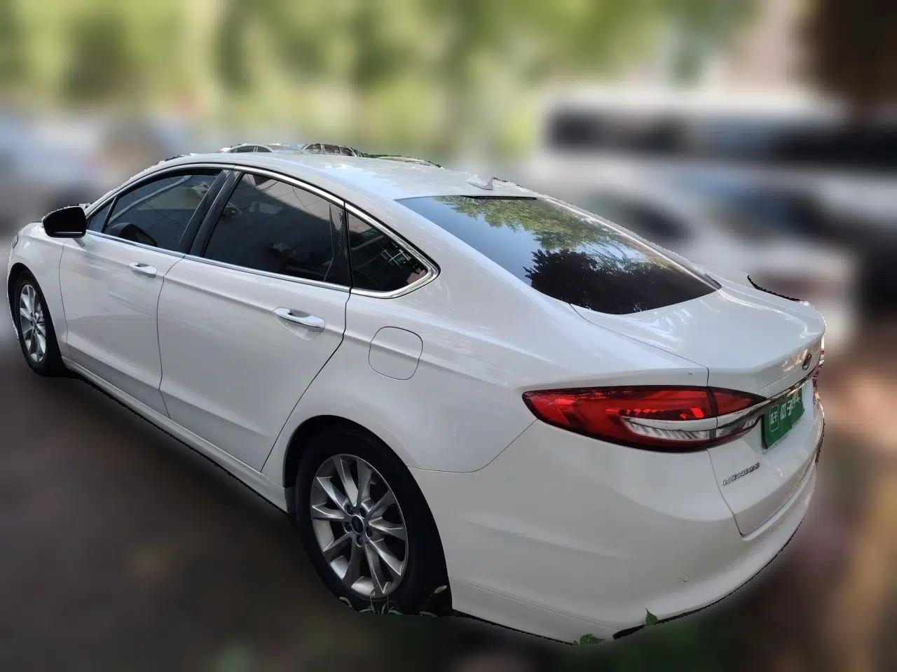 Ford Mondeo 2017 EcoBoost 200 Stylish Model — миниатюра 4