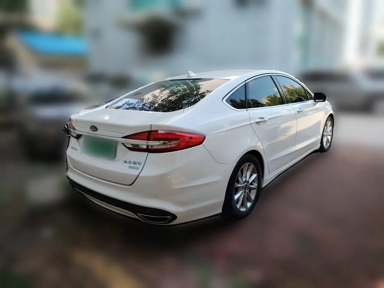 Ford Mondeo 2017 EcoBoost 200 Stylish Model — миниатюра 6