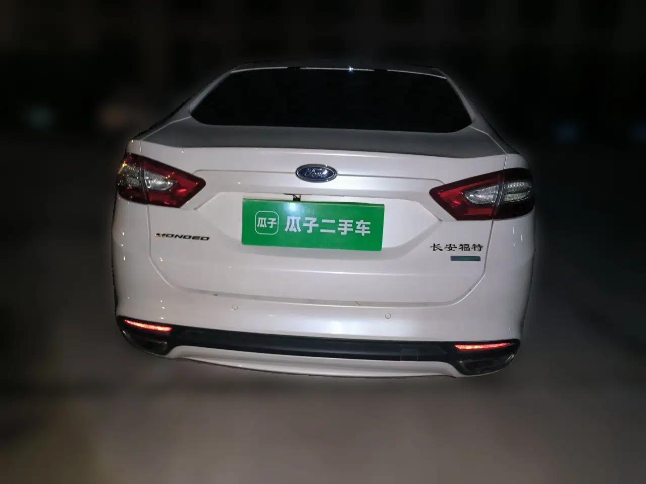 Ford Mondeo 2013 1.5L GTDi180 Fashion Edition — миниатюра 5