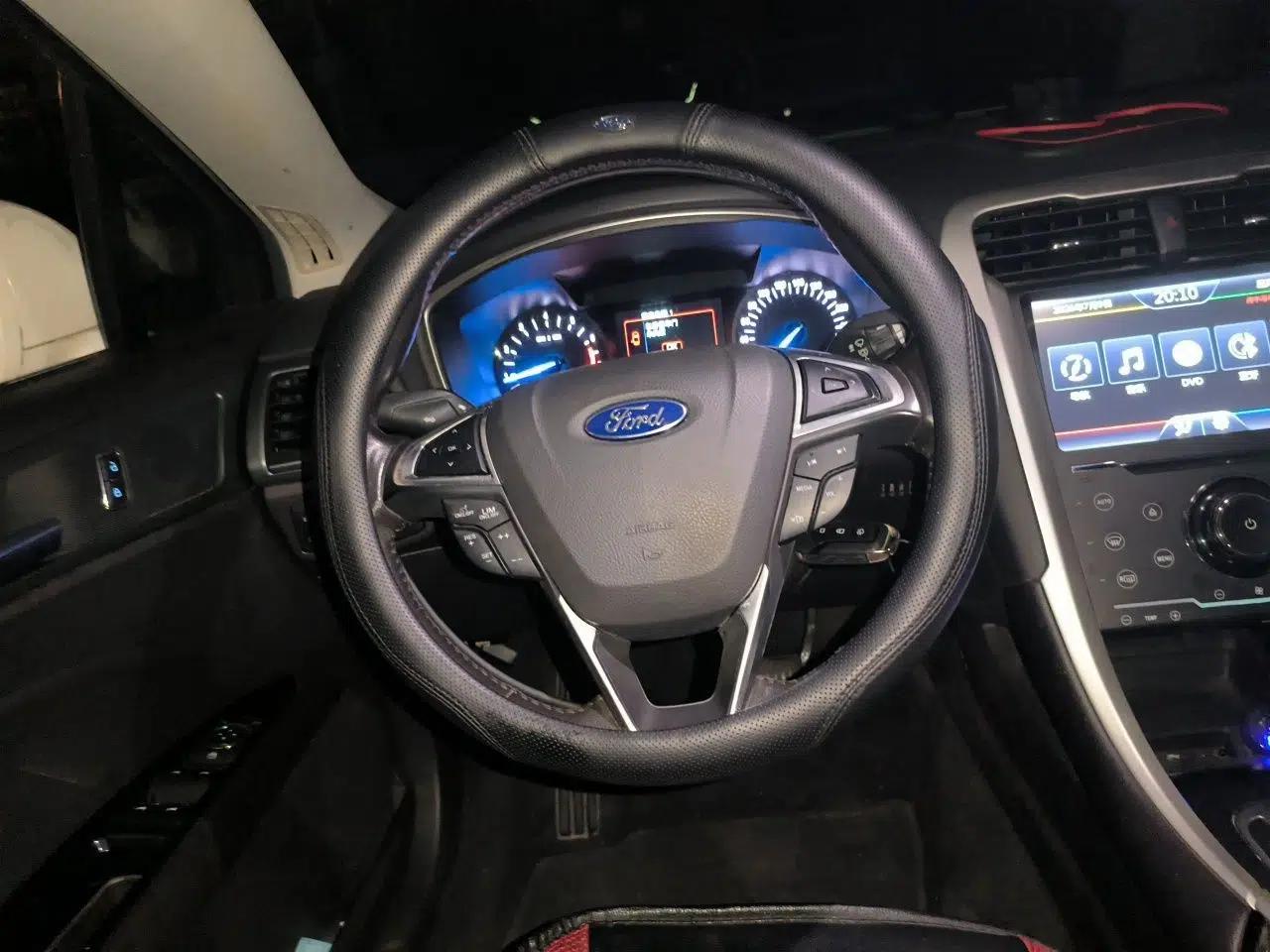 Ford Mondeo 2013 1.5L GTDi180 Fashion Edition — миниатюра 10