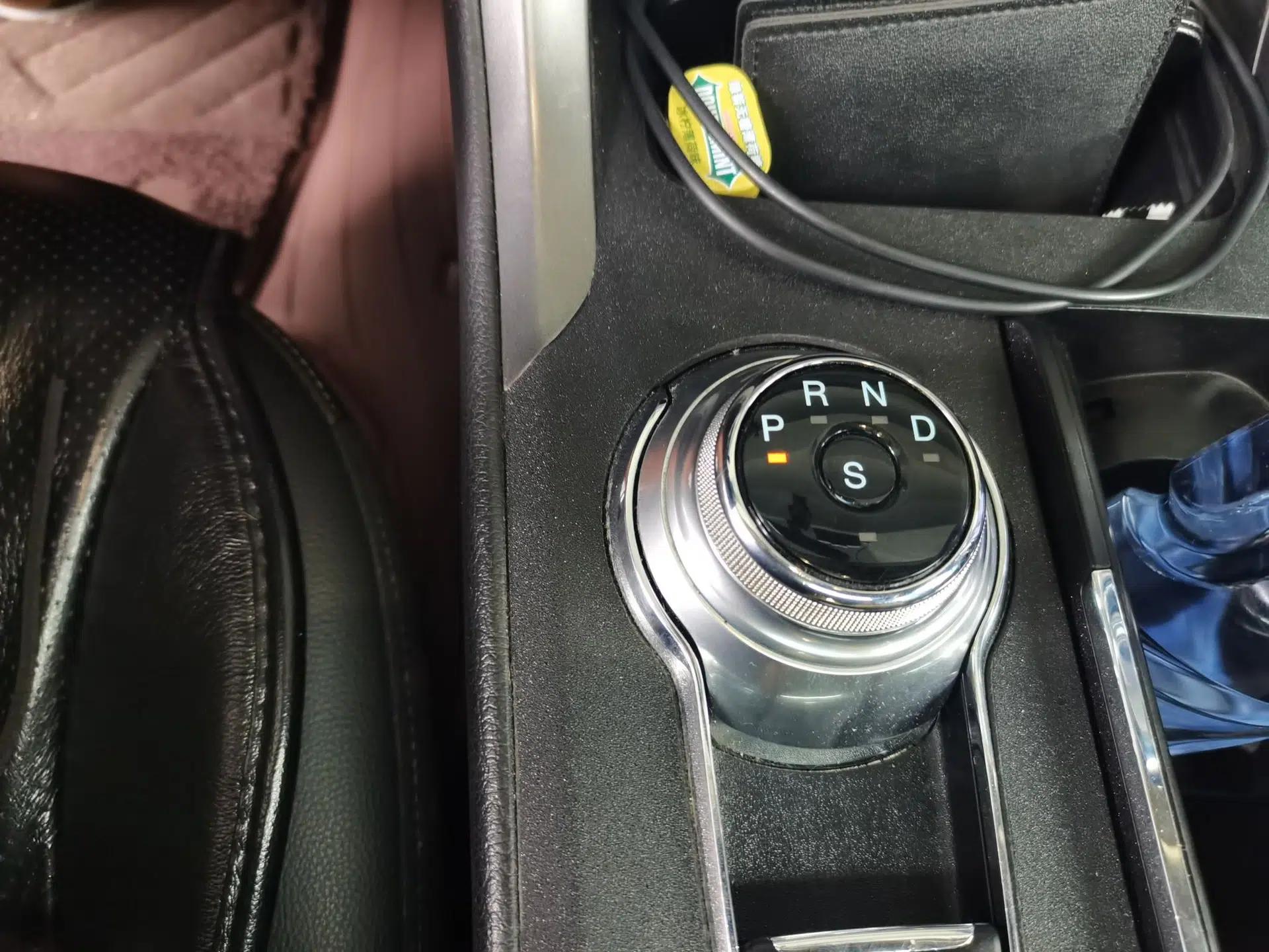 Ford Mondeo 2018 EcoBoost 180 Smart Control Fashion Model China VI Standard — миниатюра 14