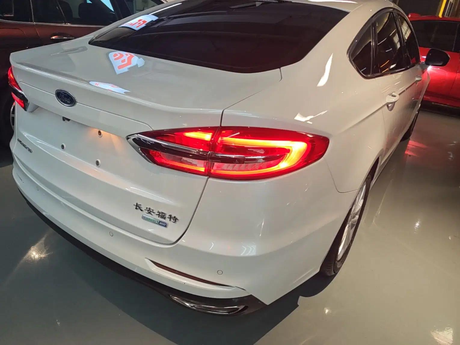 Ford Mondeo 2020 EcoBoost 200 Stylish Model — миниатюра 9