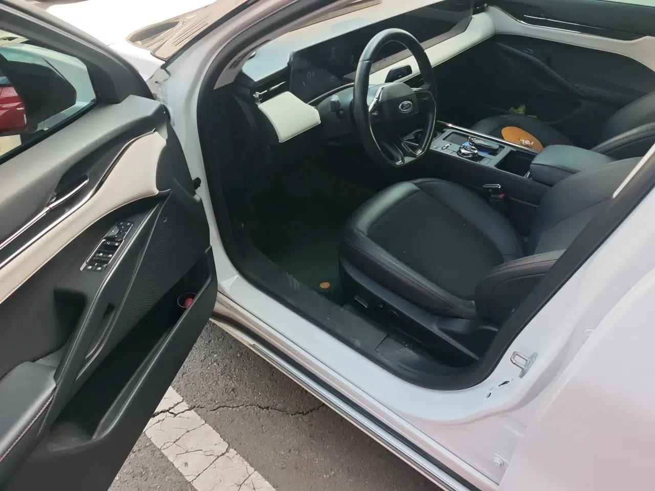 Ford Mondeo 2022 EcoBoost 245 Luxury Model — миниатюра 16