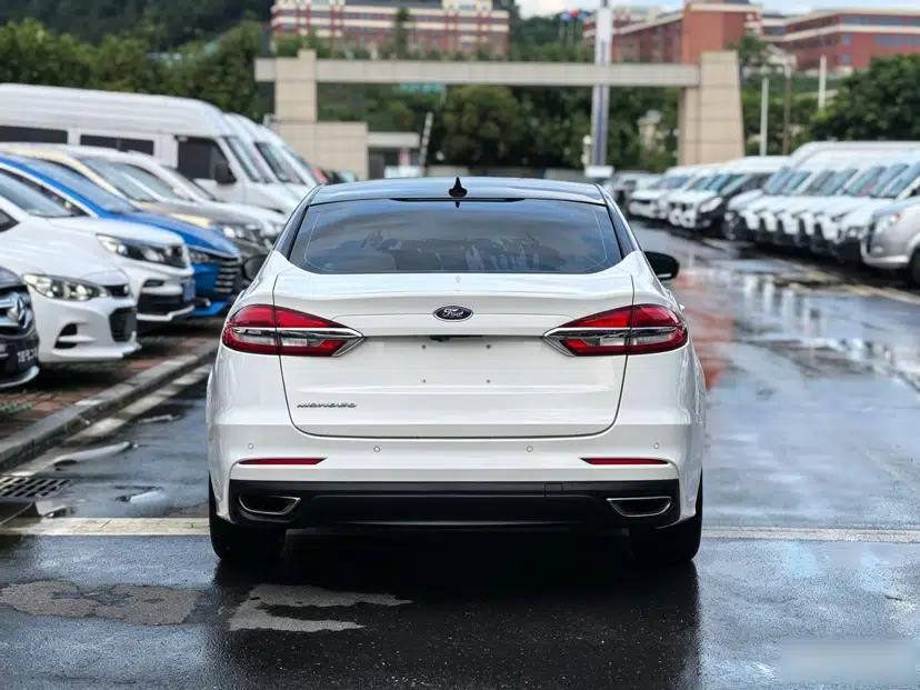 Ford Mondeo 2020 EcoBoost 180 Stylish Model — миниатюра 14