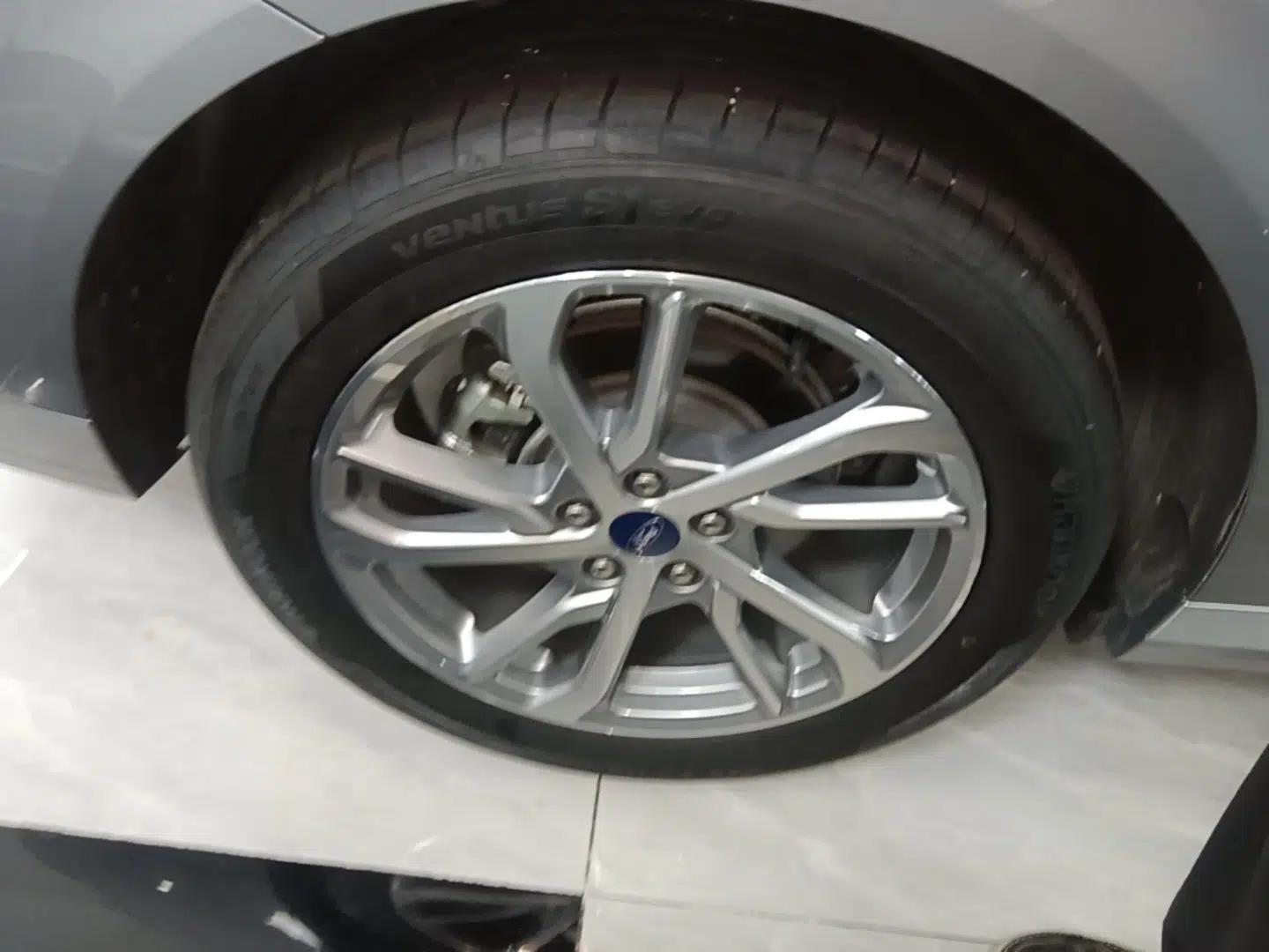 Ford Mondeo 2022 Restyled EcoBoost 245 Luxury Version — миниатюра 11