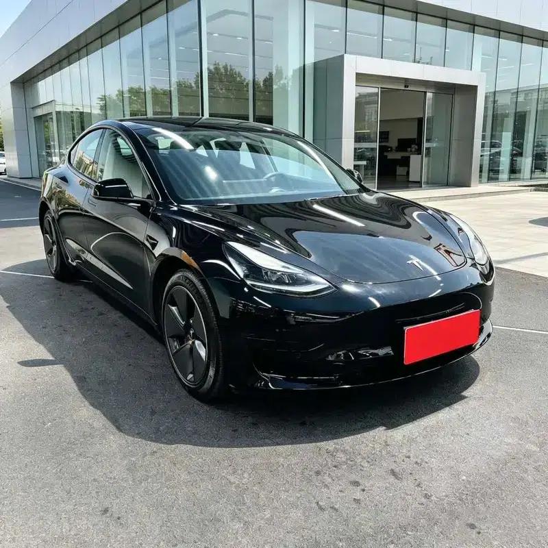 Model 3 2022 Rear-Wheel Drive — миниатюра 3