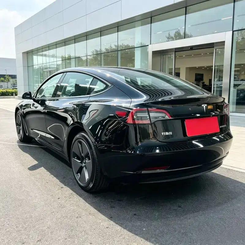 Model 3 2022 Rear-Wheel Drive — миниатюра 4