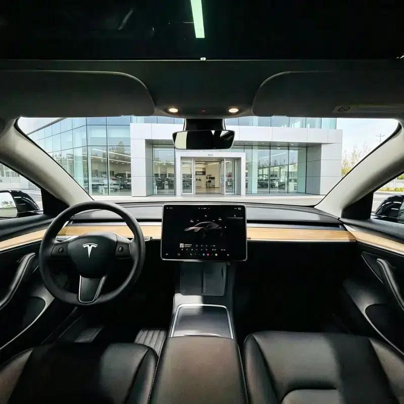 Model 3 2022 Rear-Wheel Drive — миниатюра 8