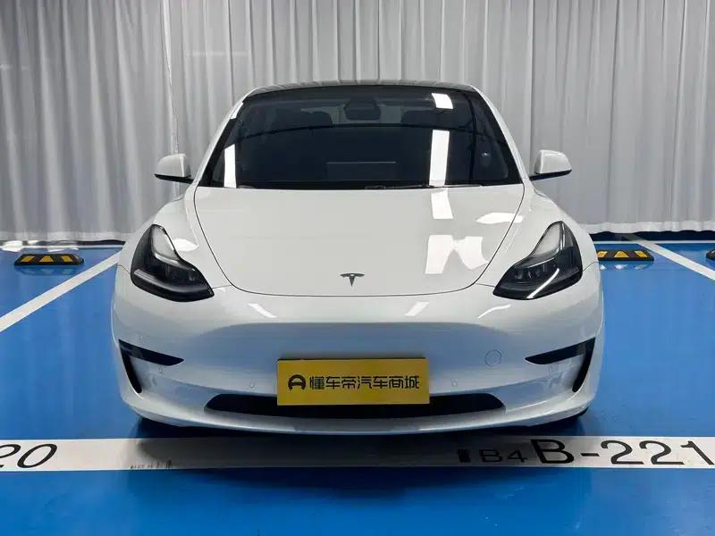 Model 3 2022 Rear-Wheel Drive — миниатюра 2