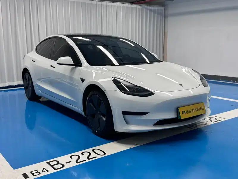 Model 3 2022 Rear-Wheel Drive — миниатюра 3