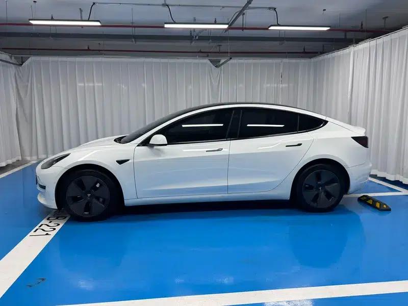 Model 3 2022 Rear-Wheel Drive — миниатюра 4