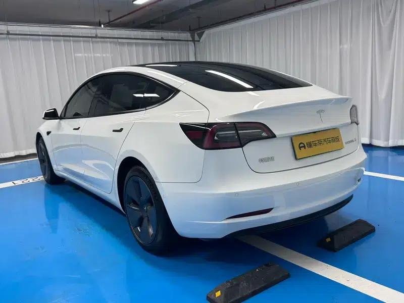 Model 3 2022 Rear-Wheel Drive — миниатюра 5