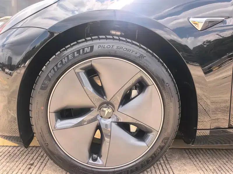 Model 3 2020 Facelift Standard Range Rear-Wheel Drive Upgrade — миниатюра 9