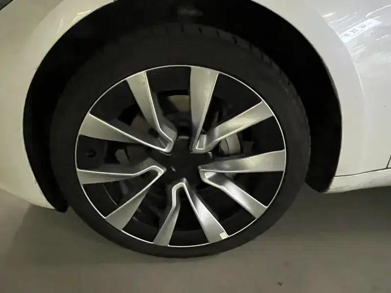 Model 3 2025 Long Range Rear-Wheel Drive — миниатюра 11