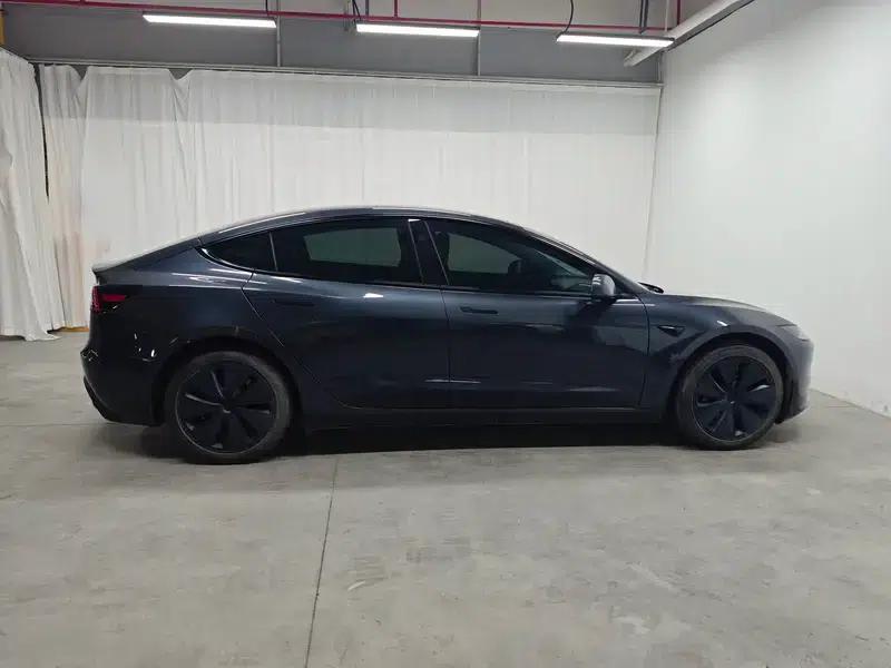 Model 3 2025 Rear-Wheel Drive — миниатюра 8