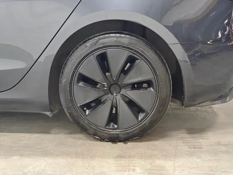 Model 3 2025 Rear-Wheel Drive — миниатюра 9