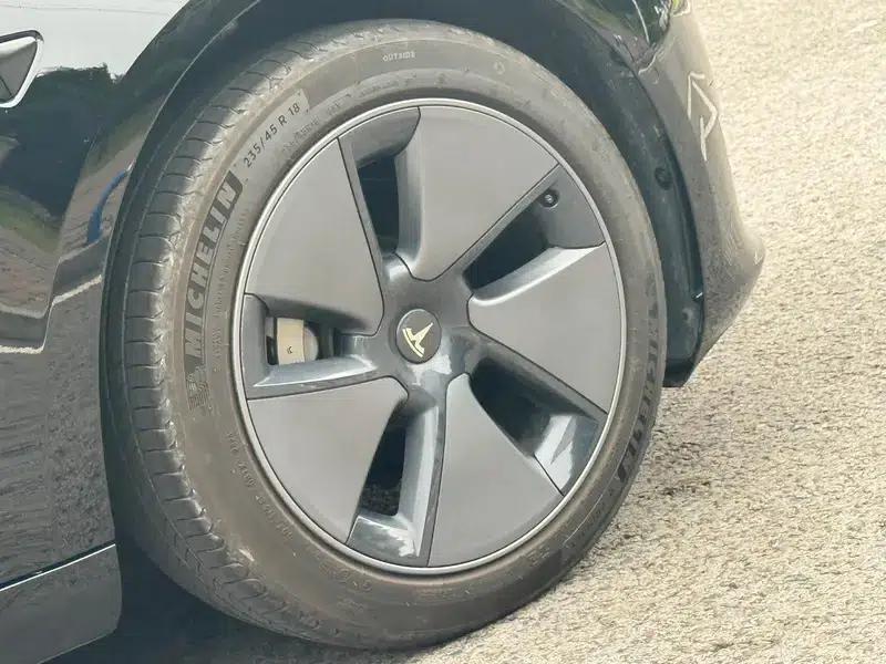Model 3 2023 Rear-Wheel Drive — миниатюра 8