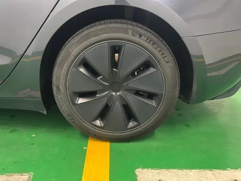 Model 3 2023 Rear-Wheel Drive — миниатюра 9