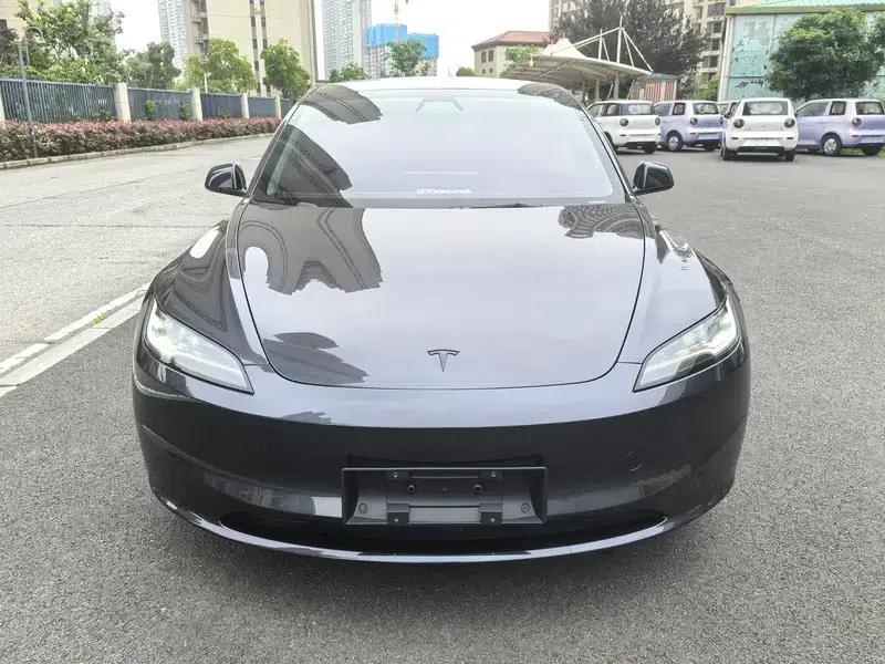 Model 3 2023 Rear-Wheel Drive — миниатюра 2