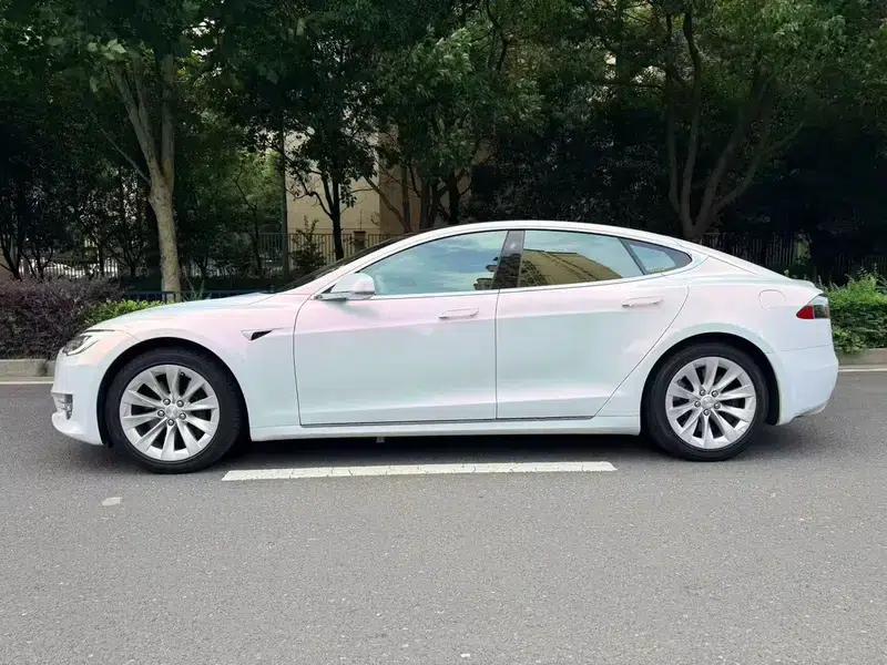 Model S 2017 75 — миниатюра 3