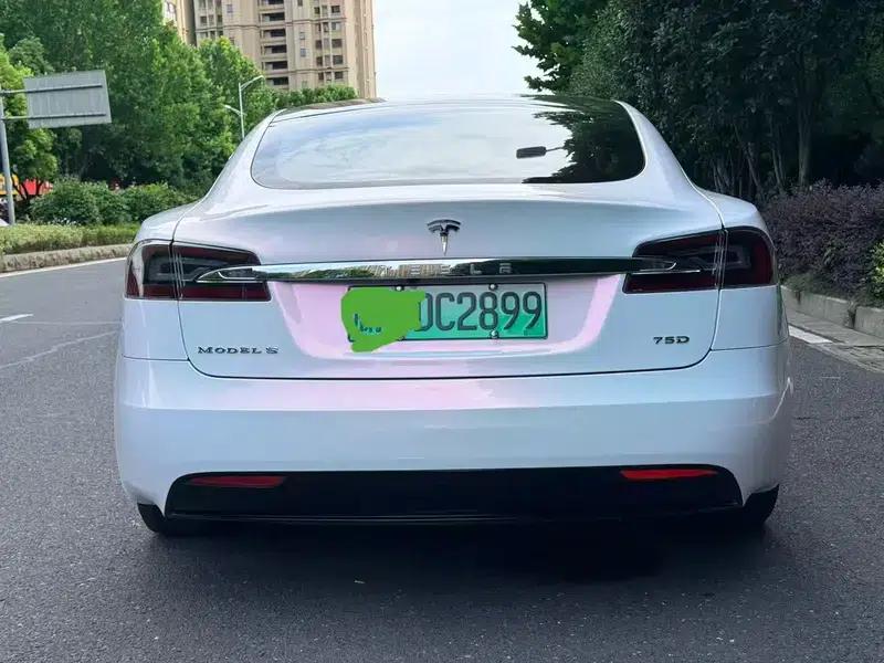 Model S 2017 75 — миниатюра 4