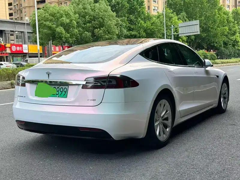 Model S 2017 75 — миниатюра 5