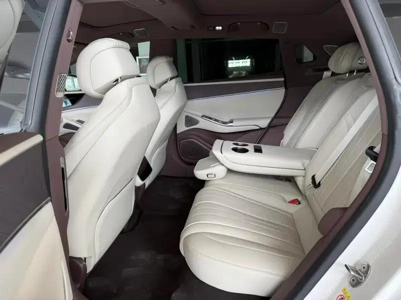 Denza Z9GT DM 2024 1100 AWD Ultra Edition — миниатюра 15