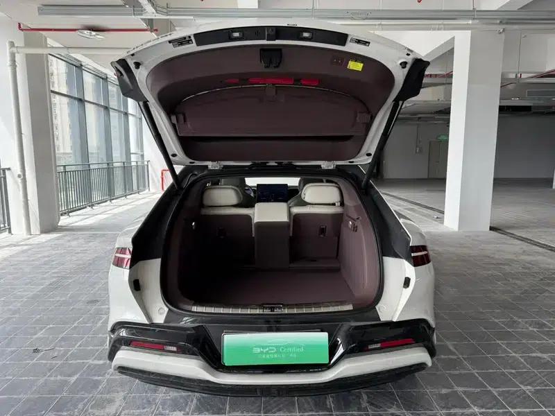 Denza Z9GT DM 2024 1100 AWD Ultra Edition — миниатюра 17