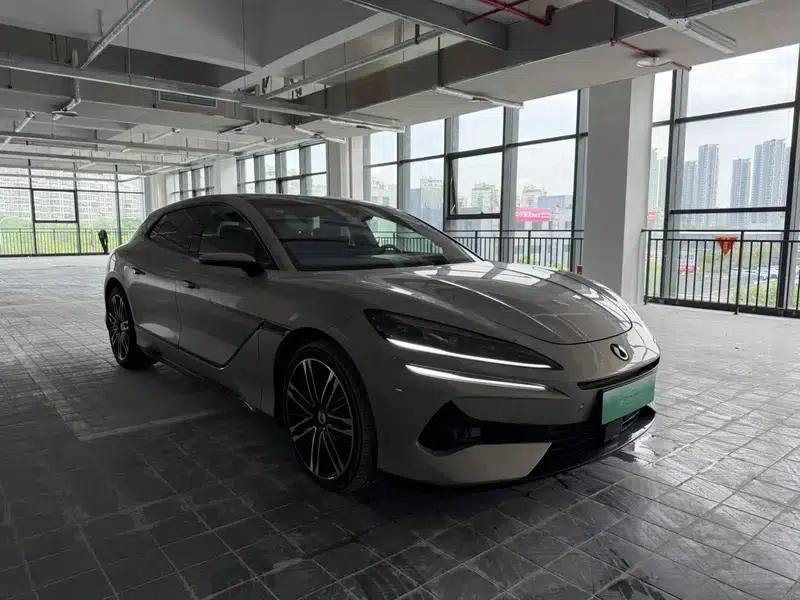 Denza Z9GT DM 2024 1100 AWD Ultra Edition — миниатюра 3