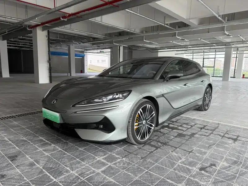 Denza Z9GT DM 2024 1100 AWD Ultra Edition — миниатюра 1
