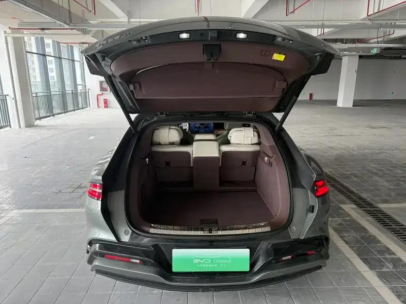 Denza Z9GT DM 2024 1100 AWD Ultra Edition — миниатюра 18