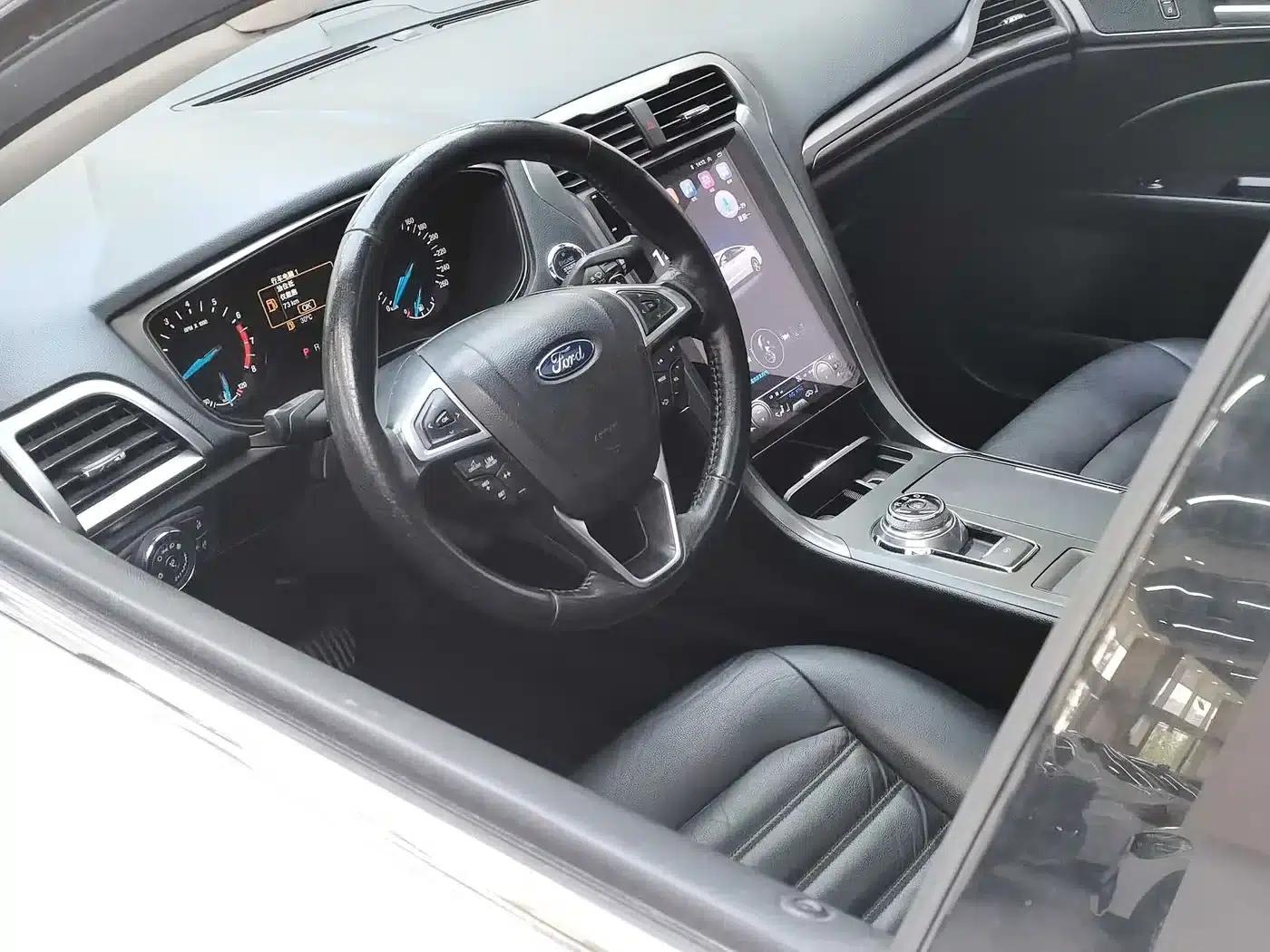 2017 Ford Mondeo EcoBoost 200 Fashion Edition — миниатюра 11