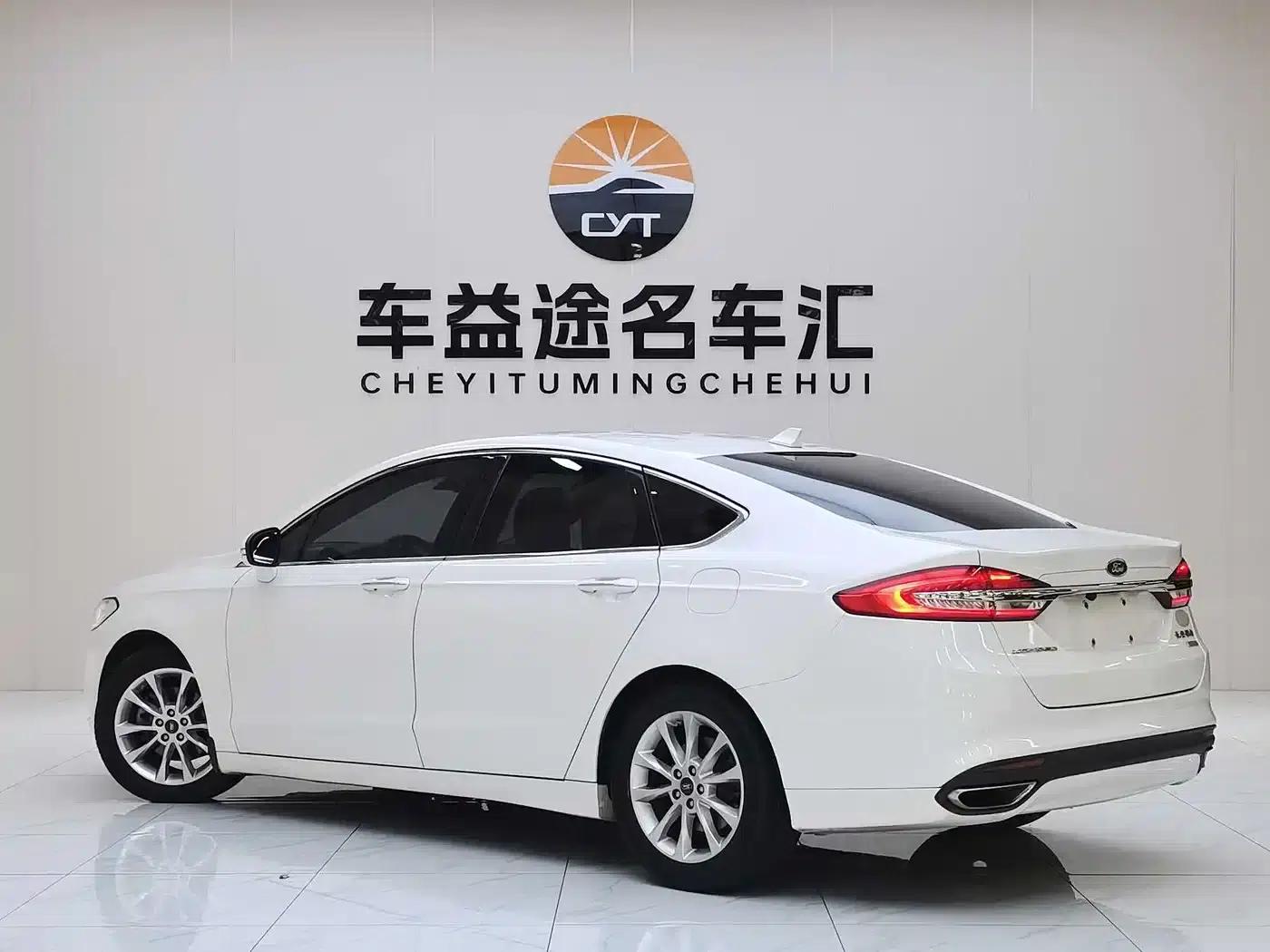 2017 Ford Mondeo EcoBoost 200 Fashion Edition — миниатюра 4