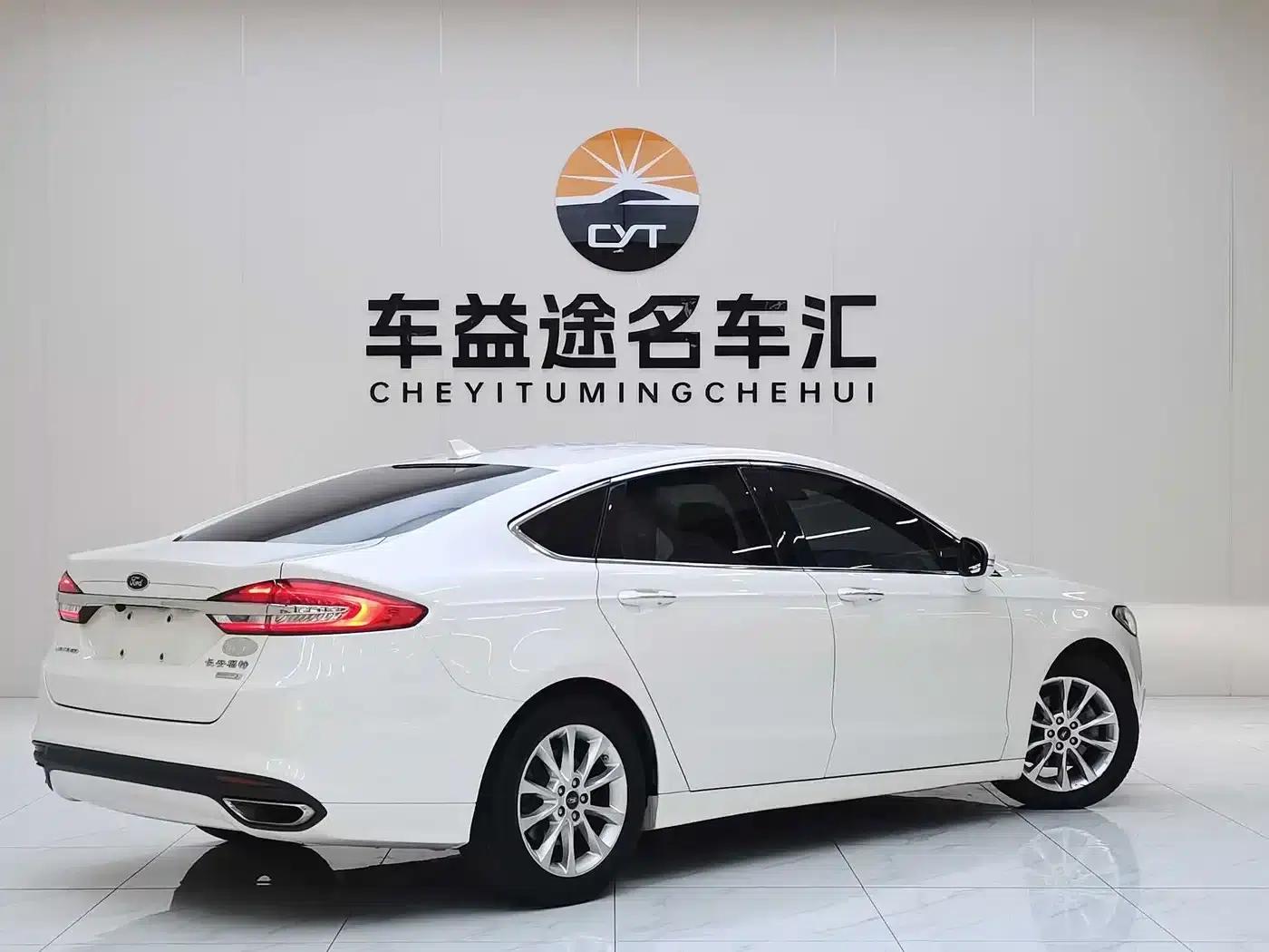 2017 Ford Mondeo EcoBoost 200 Fashion Edition — миниатюра 6