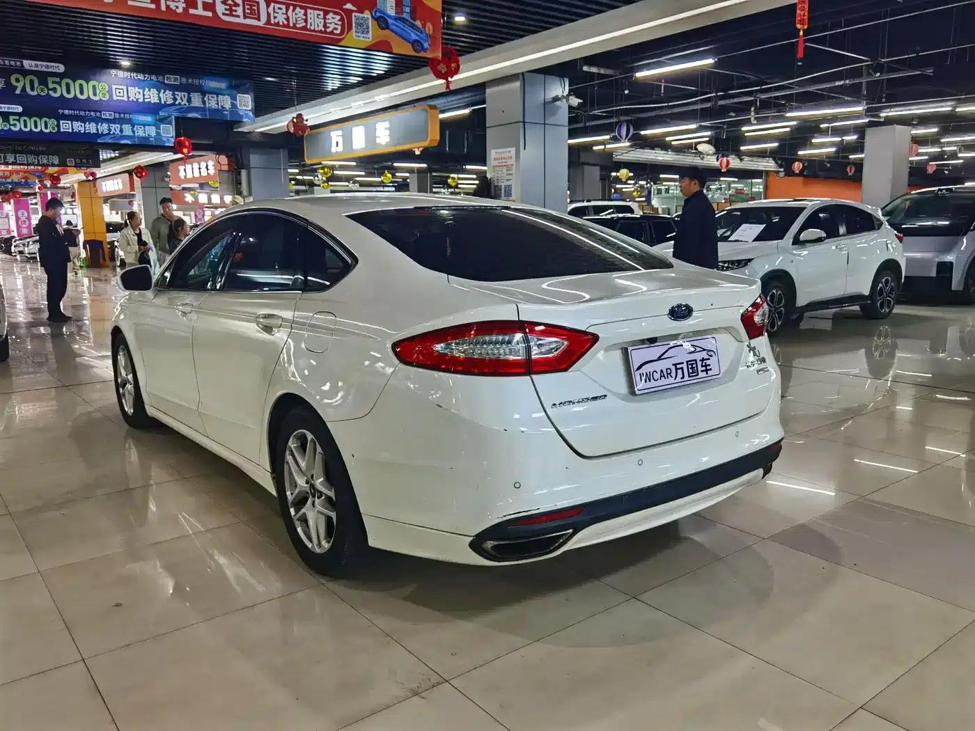 2013 Ford Mondeo 1.5L GTDi180 Fashion Edition — миниатюра 2