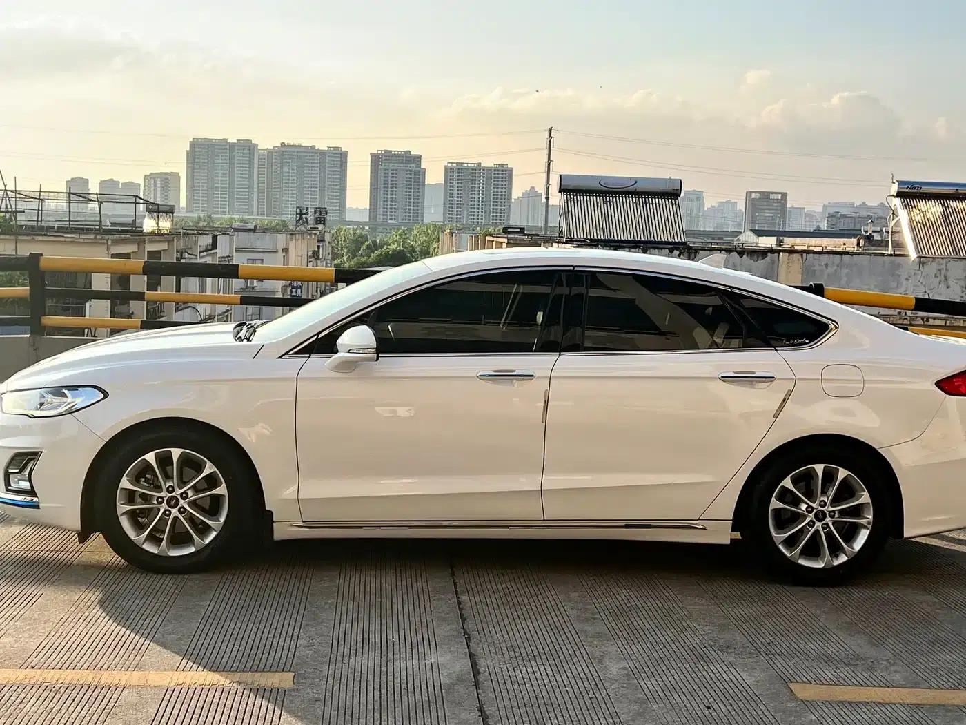 2018 Ford Mondeo EcoBoost 180 Intelligent Fashion Edition (China VI Emission Standard) — миниатюра 5
