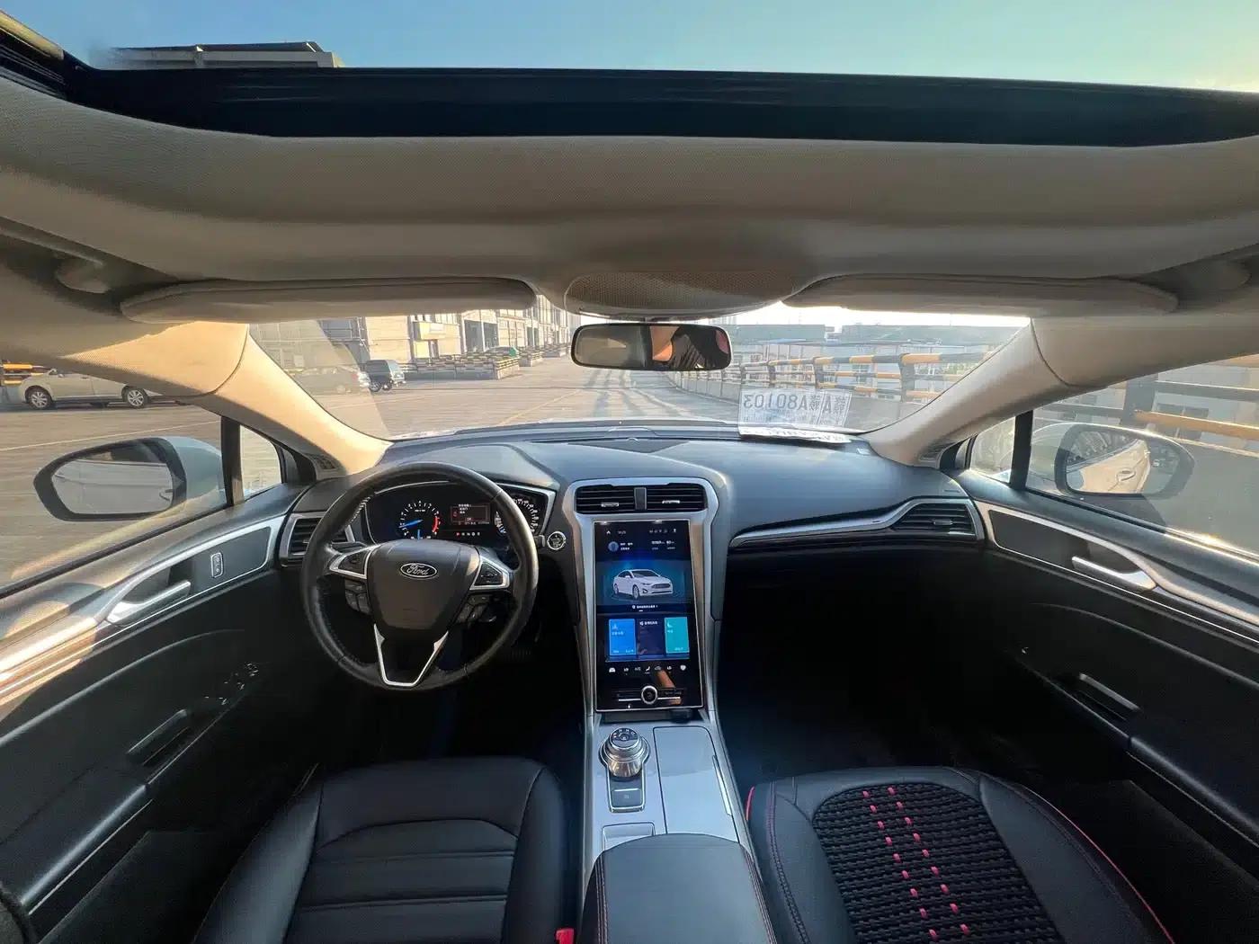 2018 Ford Mondeo EcoBoost 180 Intelligent Fashion Edition (China VI Emission Standard) — миниатюра 7