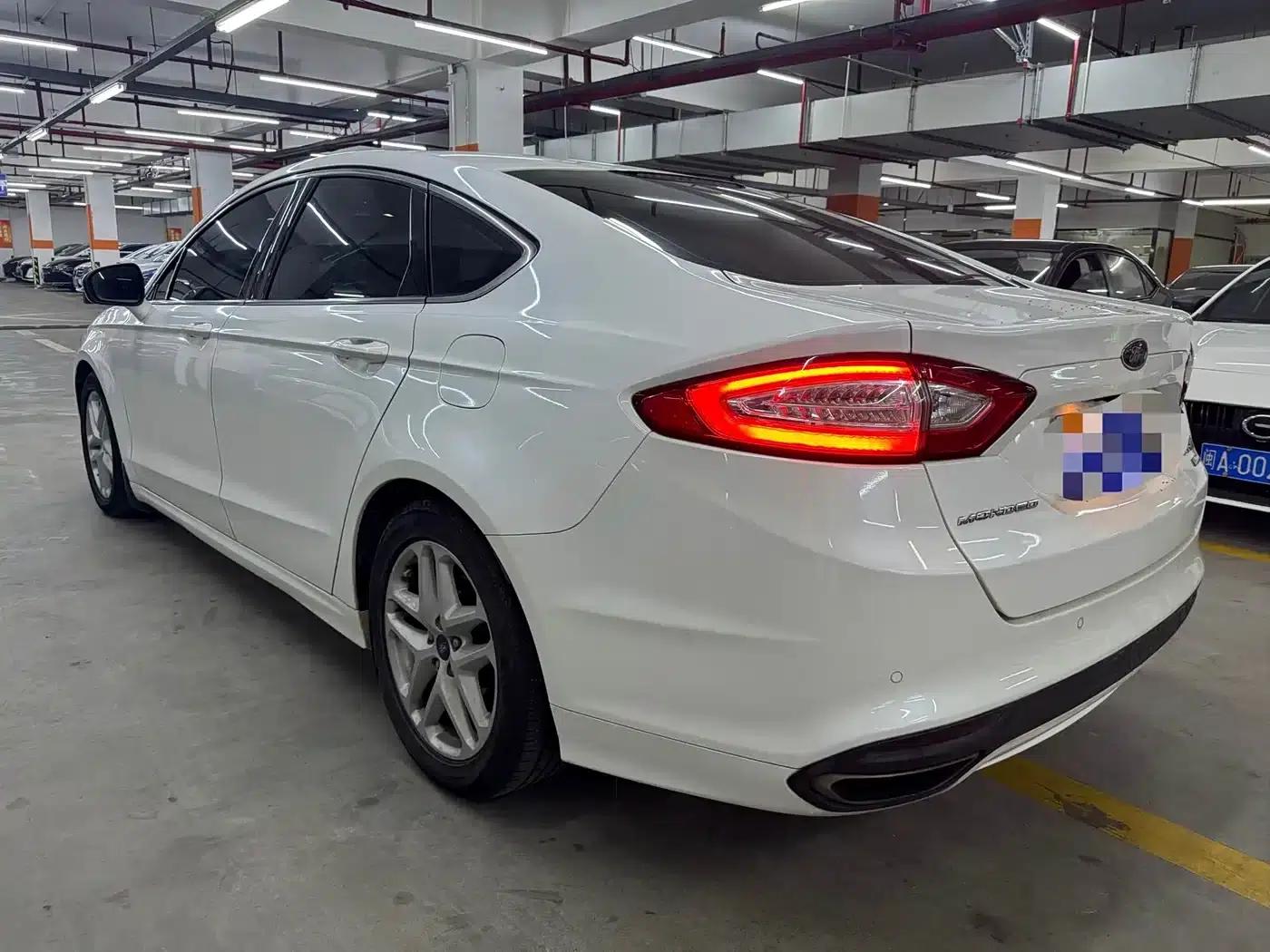 2013 Ford Mondeo 1.5L GTDi180 Fashion Edition — миниатюра 8