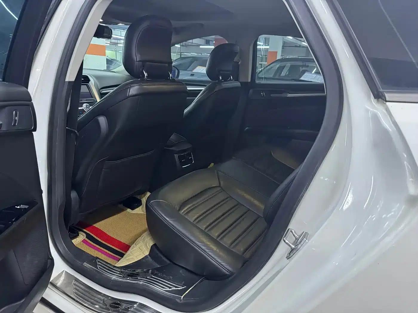 2013 Ford Mondeo 1.5L GTDi180 Fashion Edition — миниатюра 9