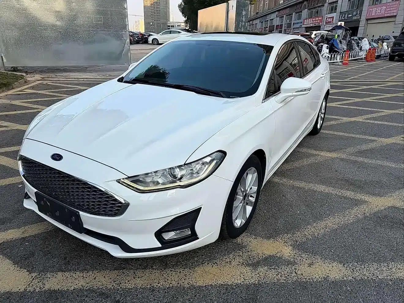 2020 Ford Mondeo EcoBoost 180 Fashion Edition — миниатюра 1