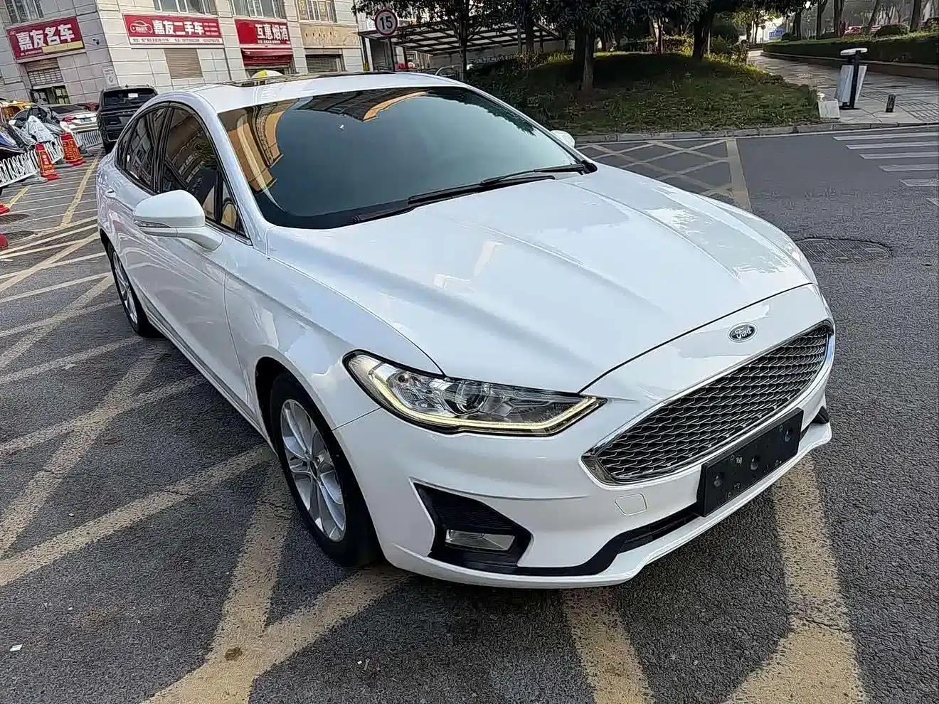 2020 Ford Mondeo EcoBoost 180 Fashion Edition — миниатюра 3