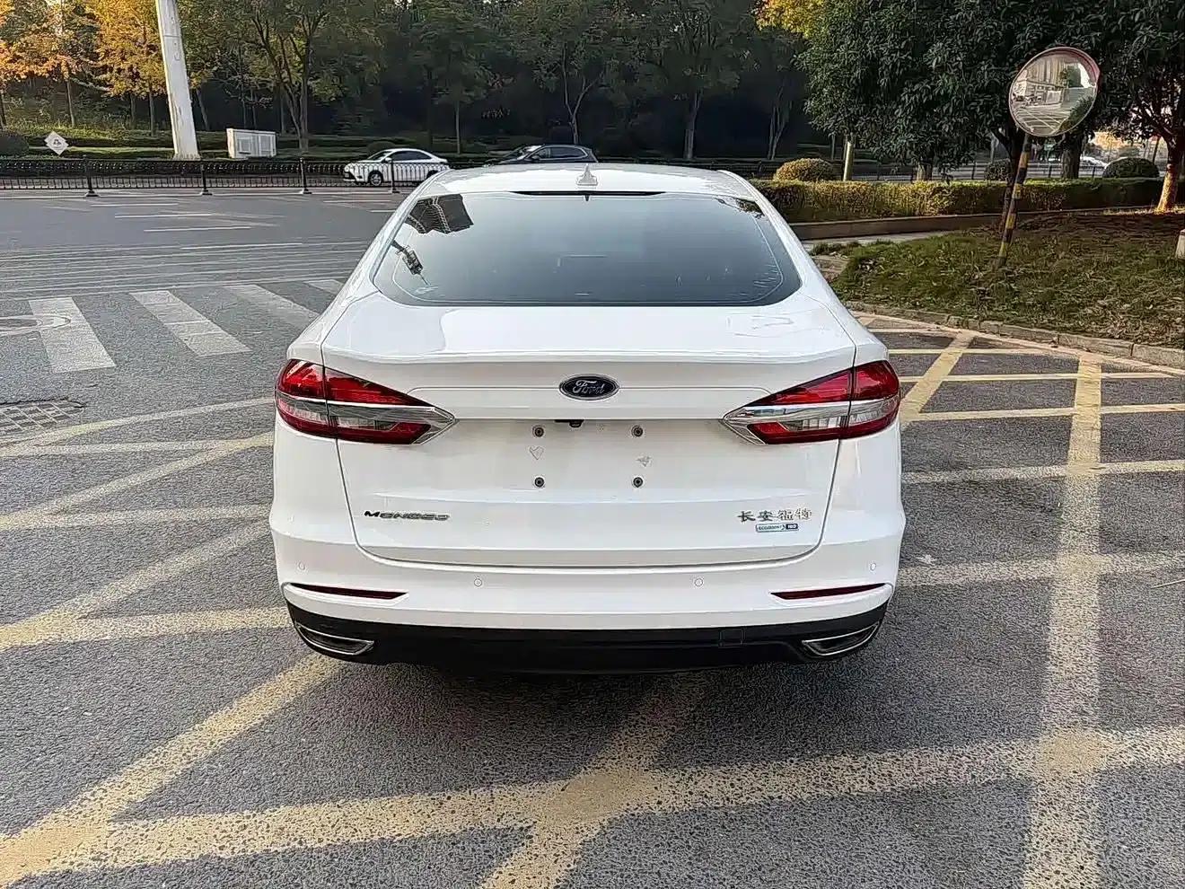 2020 Ford Mondeo EcoBoost 180 Fashion Edition — миниатюра 8