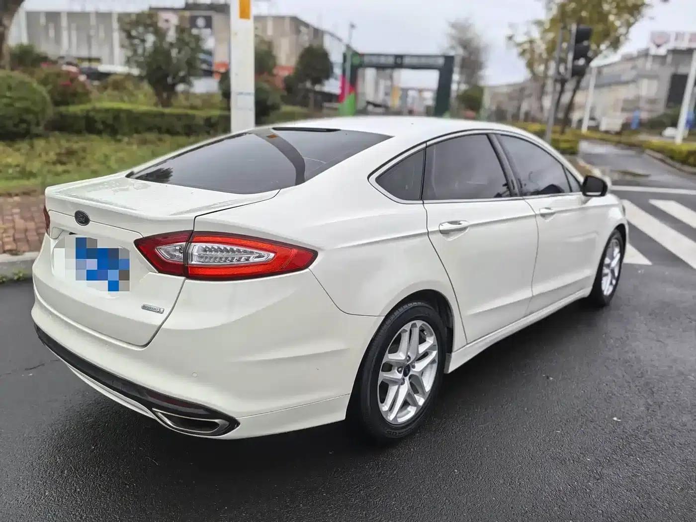 2013 Ford Mondeo 1.5L GTDi180 Fashion Edition — миниатюра 9