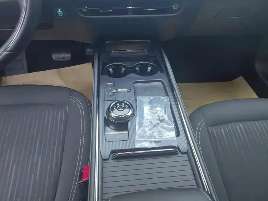 2022 Ford Mondeo EcoBoost 245 Fashion Edition — миниатюра 16