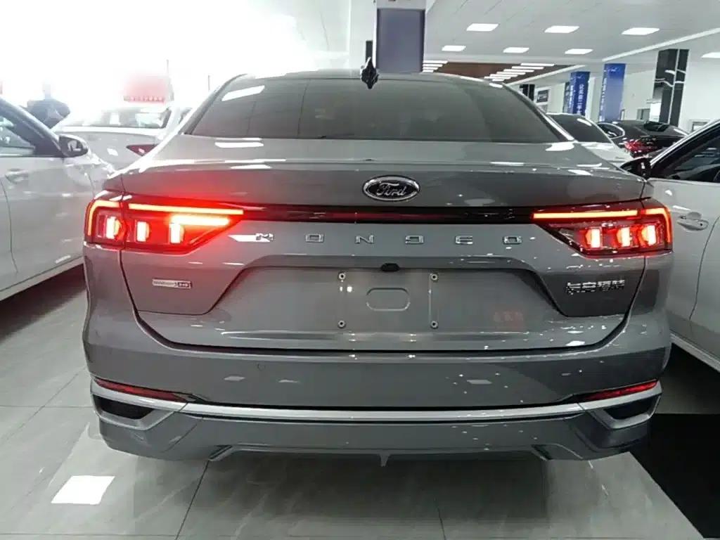 2022 Ford Mondeo Facelift EcoBoost 245 Luxury — миниатюра 6