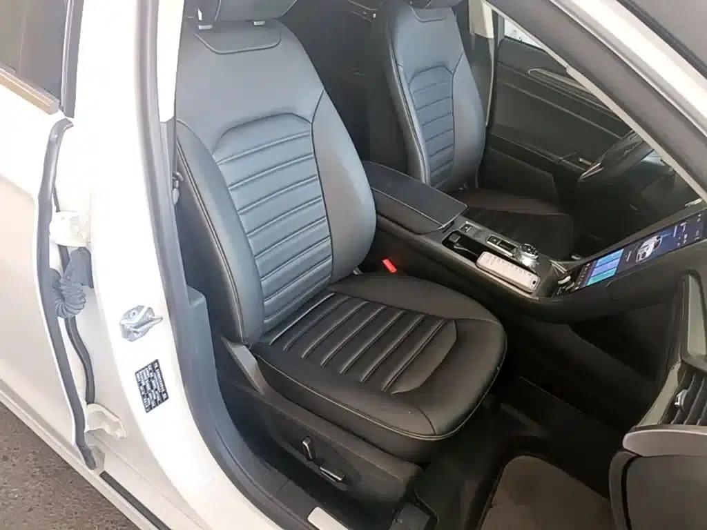 2020 Ford Mondeo EcoBoost 180 Fashion Edition — миниатюра 25