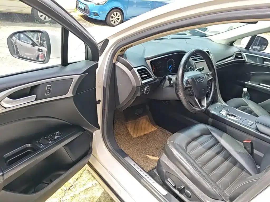 2017 Ford Mondeo EcoBoost 180 Fashion Edition — миниатюра 16