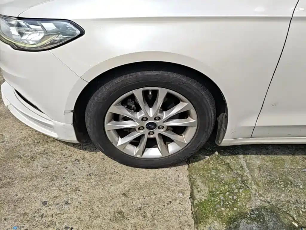 2017 Ford Mondeo EcoBoost 180 Fashion Edition — миниатюра 23