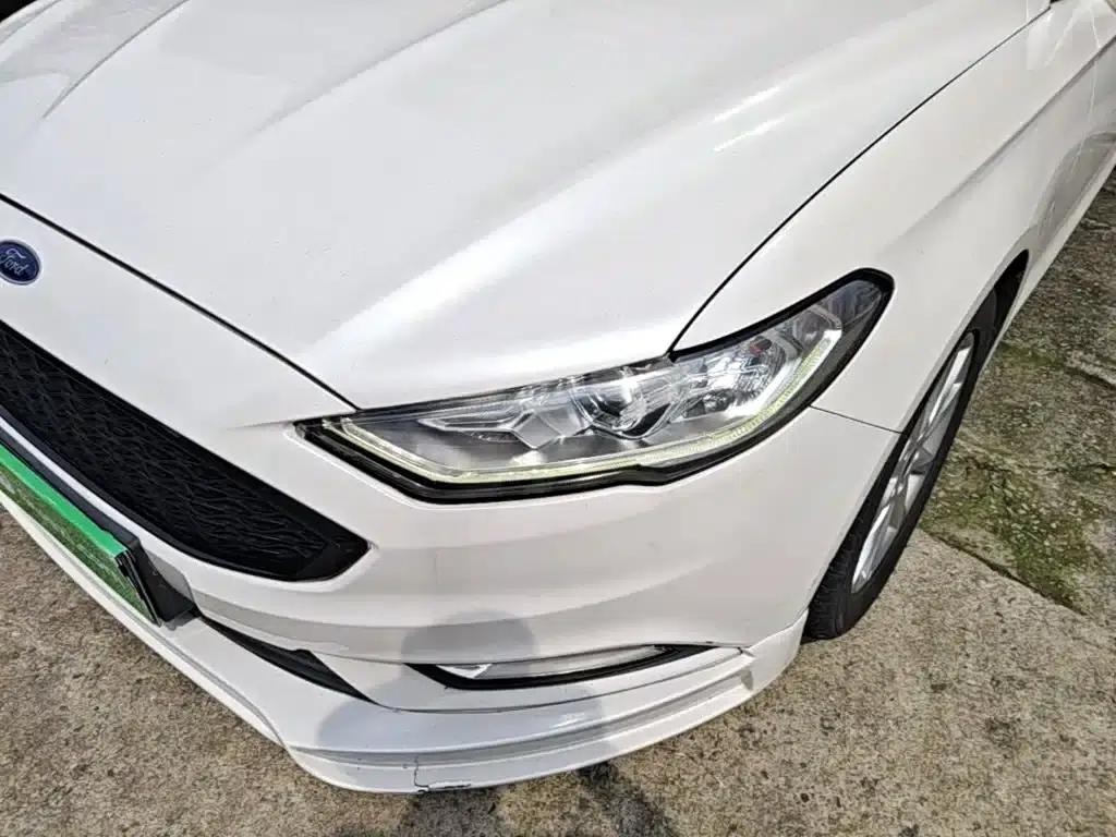 2017 Ford Mondeo EcoBoost 180 Fashion Edition — миниатюра 24
